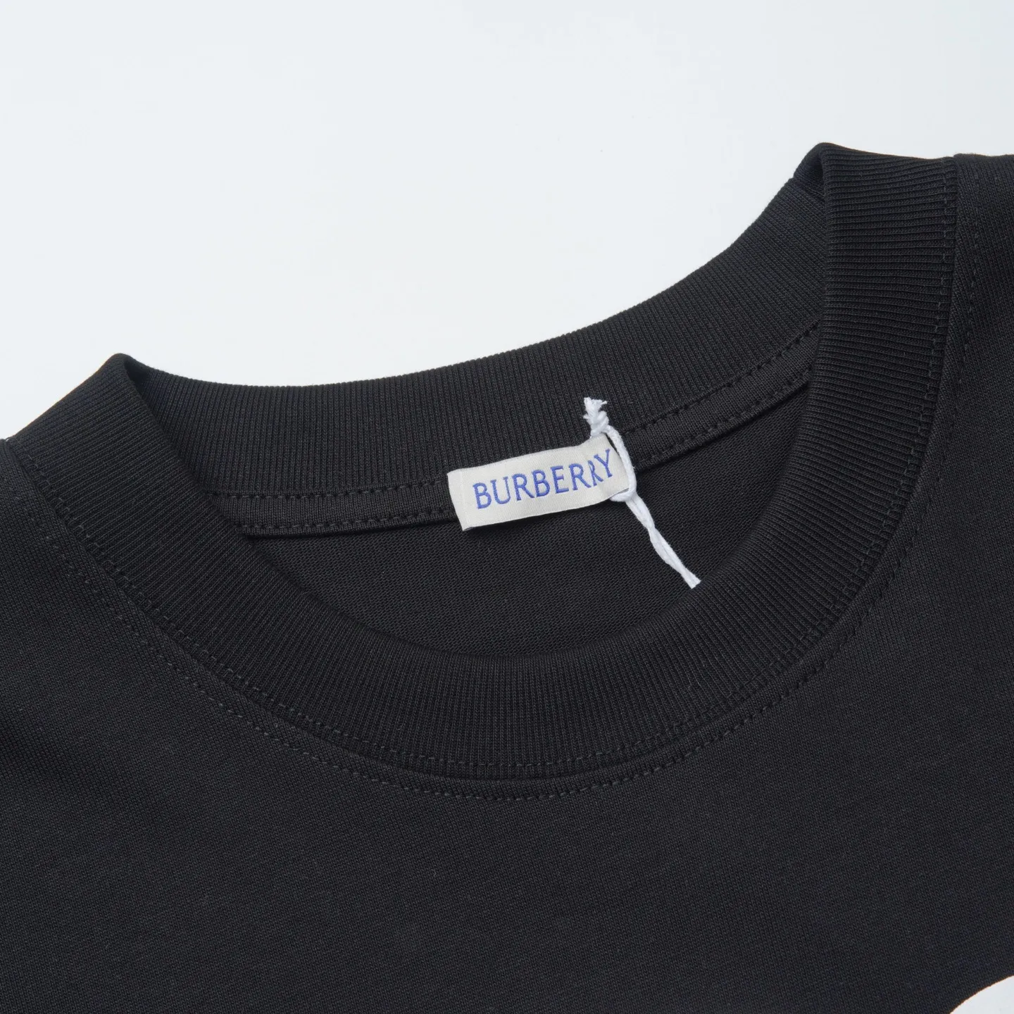 Burberry p100 ：B 616# - 320 . ： 。 （Du Pont） ， ， ，Breathable 。 ： logo Series Size：XS S M L : Gray Black